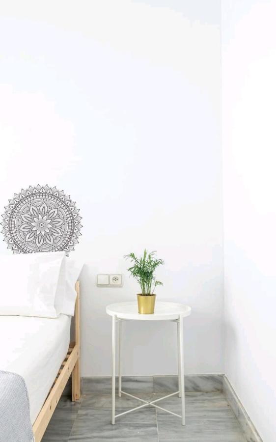 Casa De La Alameda Appartement Sevilla Buitenkant foto